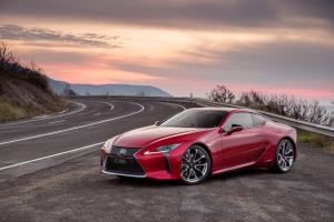 Lexus LC500h 2017 года (AU)